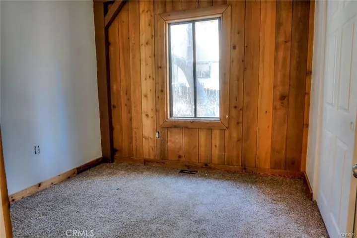22832 Waters Drive, Crestline, California 92325