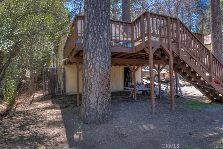 22832 Waters Drive, Crestline, California 92325