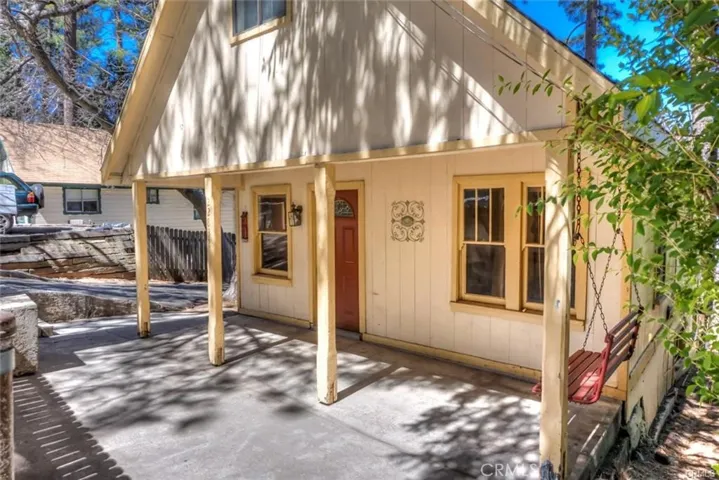 22832 Waters Drive, Crestline, California 92325