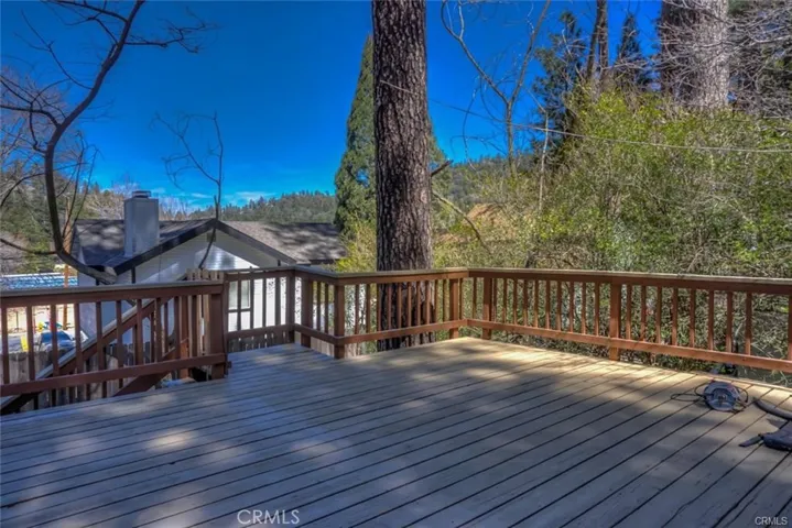 22832 Waters Drive, Crestline, California 92325