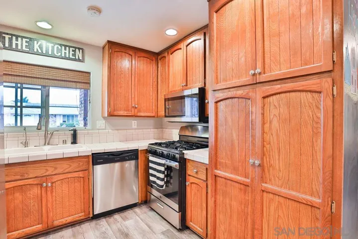 1810 Thelborn Way, San Diego, California 92154