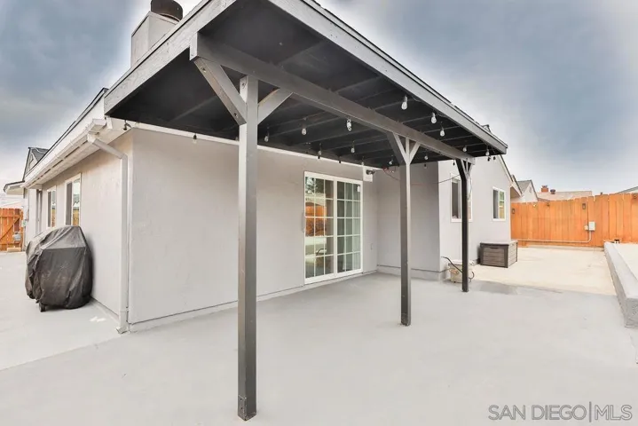 1810 Thelborn Way, San Diego, California 92154