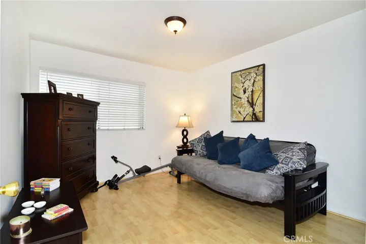 18640 Collins Street 114, Tarzana, California 91356