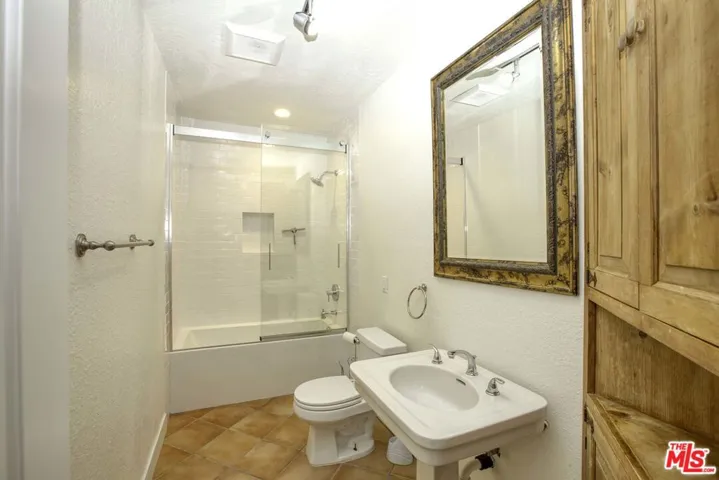 1833 11th Street #5, Santa Monica, California 90404