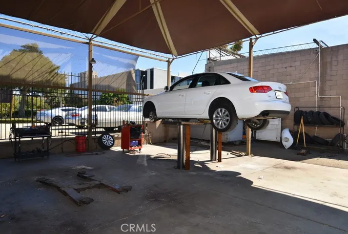3886 Merrill Avenue, Riverside, California 92506