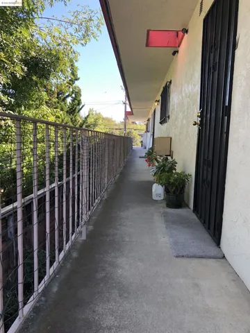 3909 Midvale Ave., Oakland, California 94602-3946