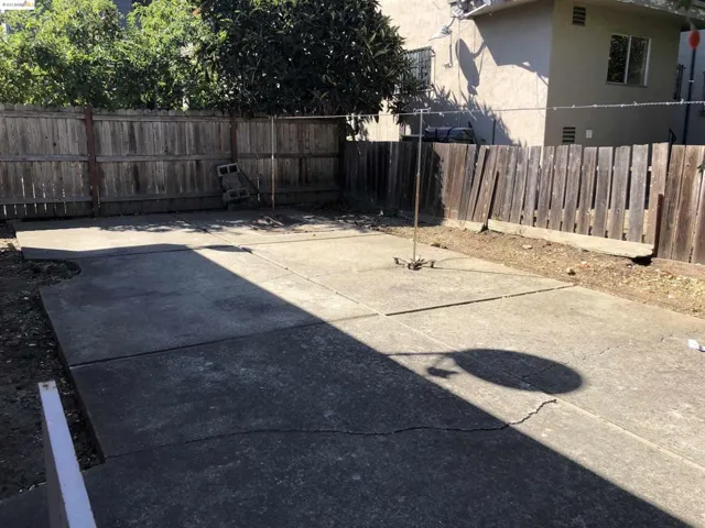 3909 Midvale Ave., Oakland, California 94602-3946