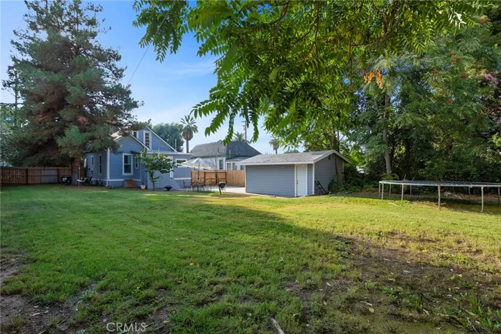 421 La Verne Street, Redlands, California 92373