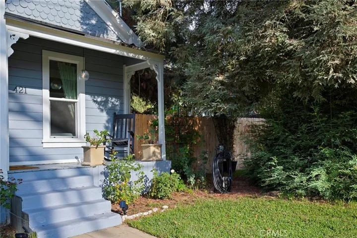 421 La Verne Street, Redlands, California 92373