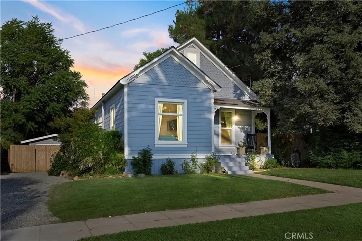 421 La Verne Street, Redlands, California 92373