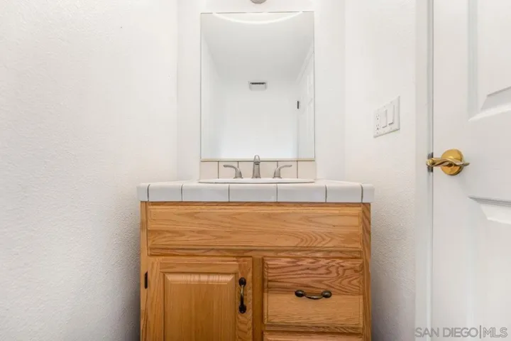 1309 Gary Ln, Escondido, California 92026