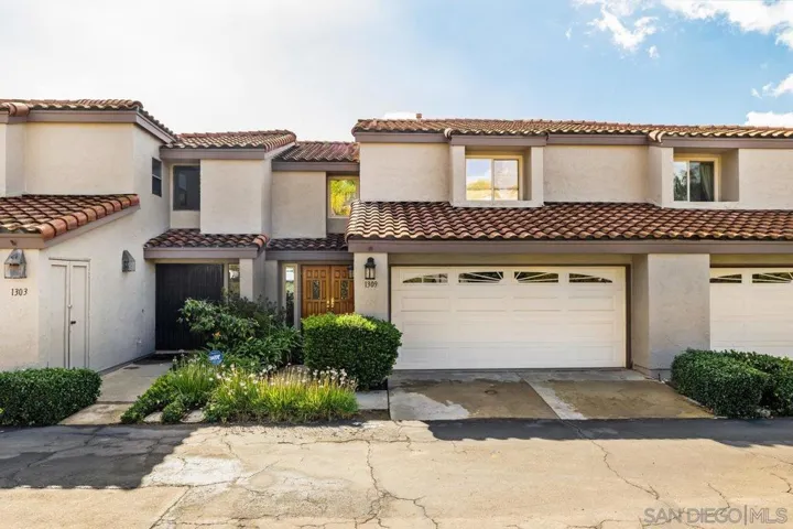 1309 Gary Ln, Escondido, California 92026