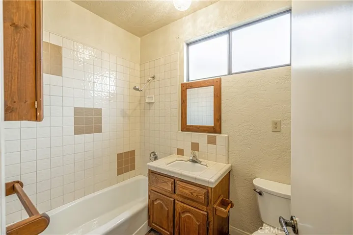 42873 Normandy Lane, Lancaster, California 93536