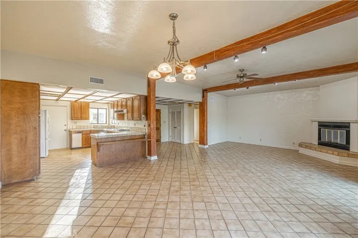 42873 Normandy Lane, Lancaster, California 93536