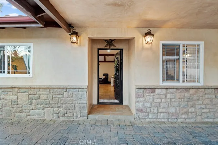10832 Columbus Avenue, Mission Hills (san Fernando), California 91345