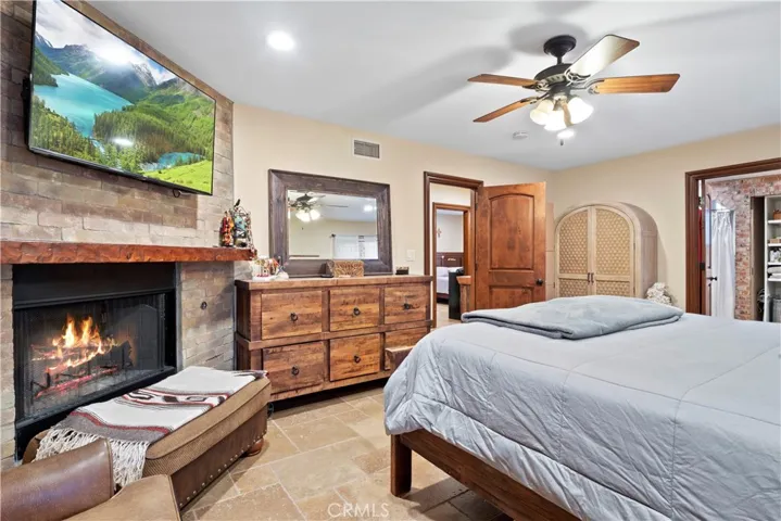 10832 Columbus Avenue, Mission Hills (san Fernando), California 91345