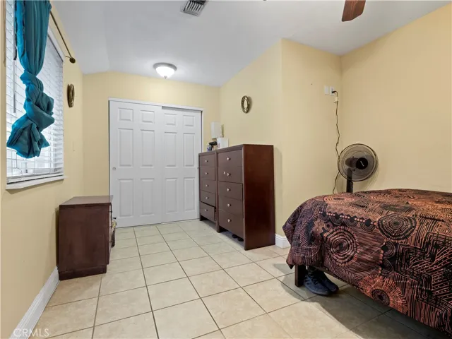 10832 Columbus Avenue, Mission Hills (san Fernando), California 91345