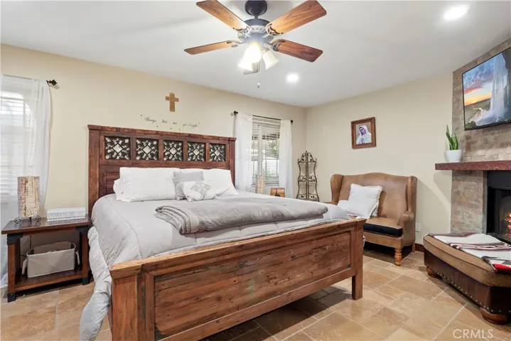 10832 Columbus Avenue, Mission Hills (san Fernando), California 91345