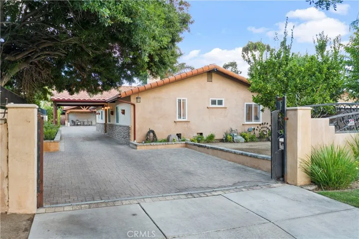 10832 Columbus Avenue, Mission Hills (san Fernando), California 91345