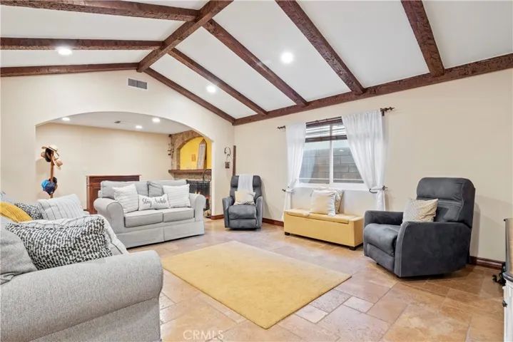 10832 Columbus Avenue, Mission Hills (san Fernando), California 91345