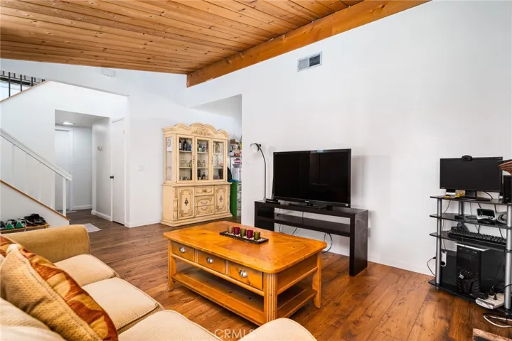 29403 Plymouth Road, Castaic, California 91384