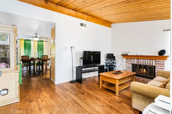29403 Plymouth Road, Castaic, California 91384