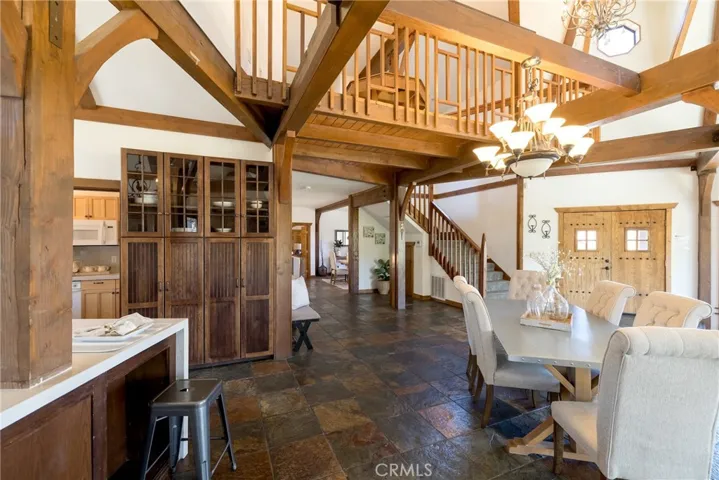371 Starlight Circle, Big Bear, California 92315