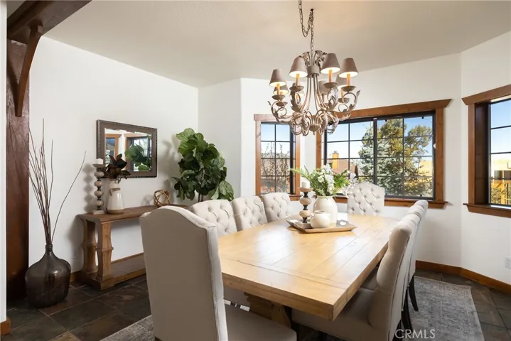 371 Starlight Circle, Big Bear, California 92315