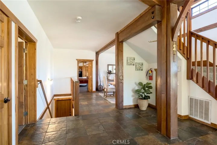 371 Starlight Circle, Big Bear, California 92315