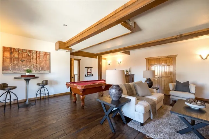 371 Starlight Circle, Big Bear, California 92315