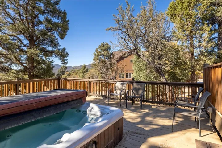 371 Starlight Circle, Big Bear, California 92315
