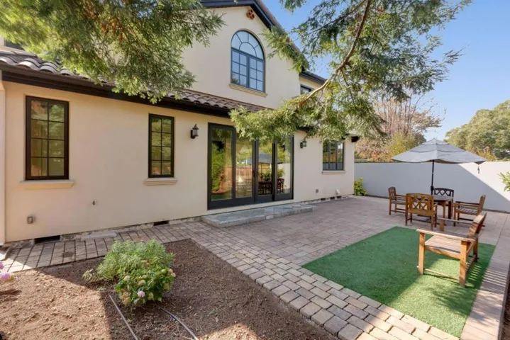 750 Arastradero Road, Palo Alto, California 94306