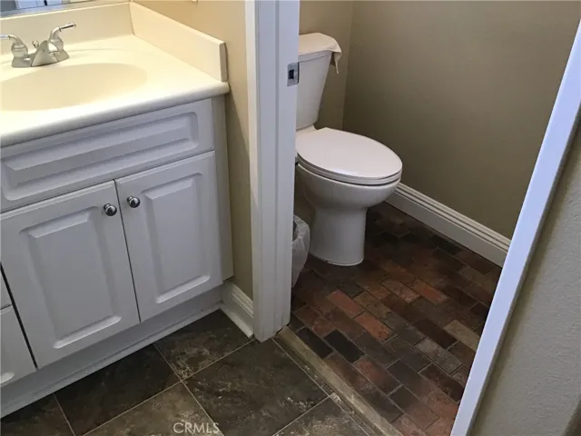 28004 Oakhaven Lane, Menifee, California 92584