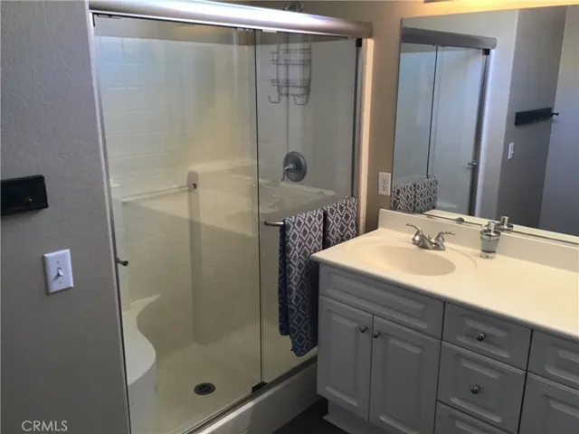 28004 Oakhaven Lane, Menifee, California 92584