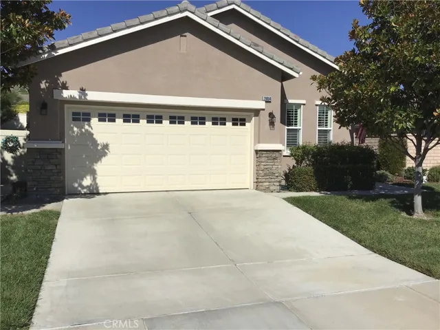 28004 Oakhaven Lane, Menifee, California 92584