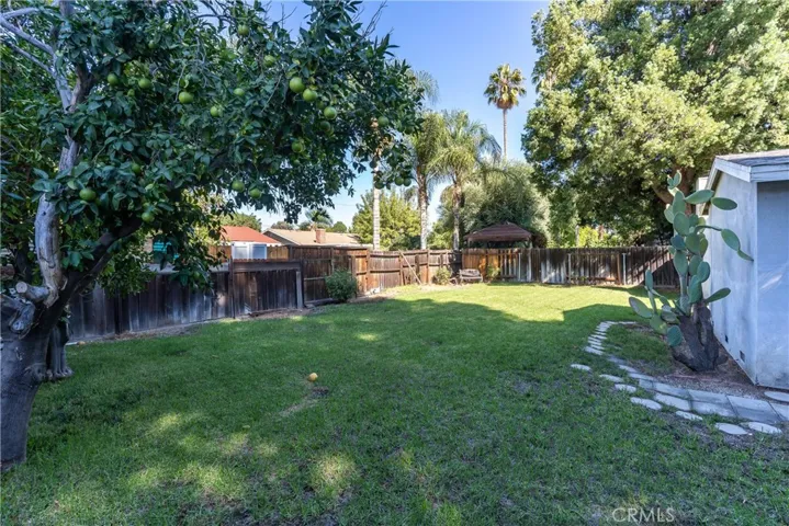 23233 Ladrillo Street, Woodland Hills, California 91367
