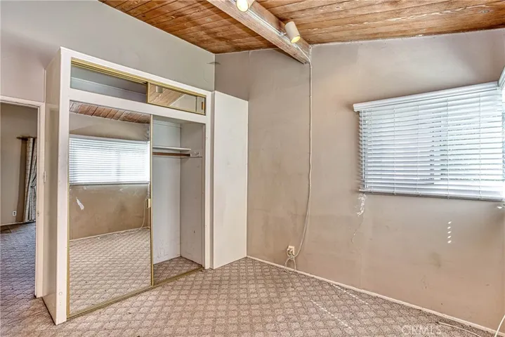 23233 Ladrillo Street, Woodland Hills, California 91367
