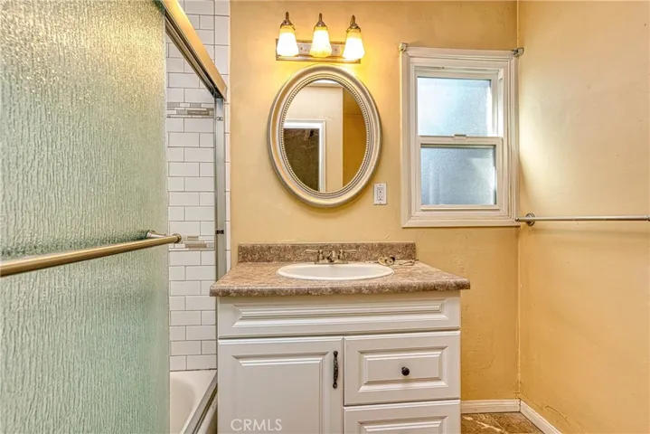 23233 Ladrillo Street, Woodland Hills, California 91367