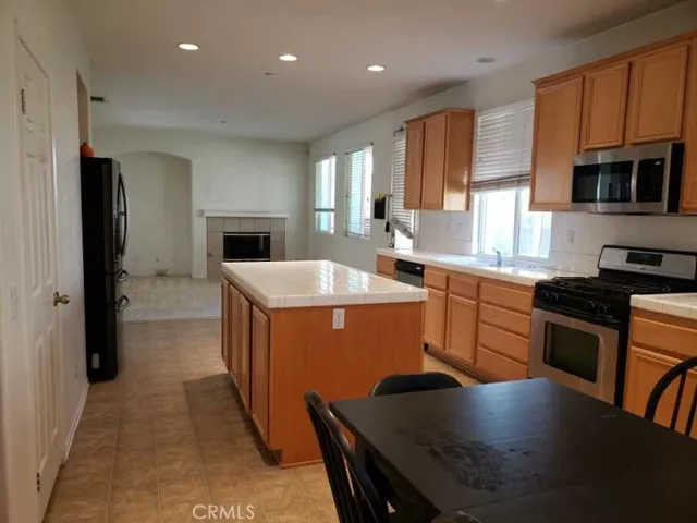 7350 Sultana, Fontana, California 92336