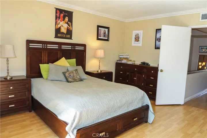 5435 Yarmouth Avenue 8, Encino, California 91316
