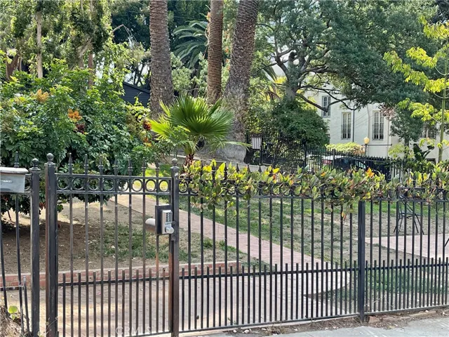 Private membership dog park, located steps away. It is amazingly beautiful.