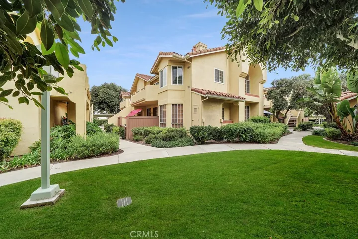 70 Alicante Aisle 95, Irvine, California 92614