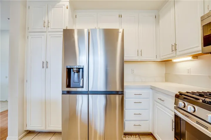 20832 Valerio Street 30, Winnetka, California 91306