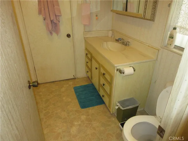 Guest Bath access via hall and Bedroom 2