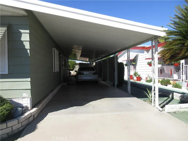 Tandem Carport