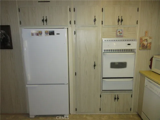 Refrigerator, Oven
