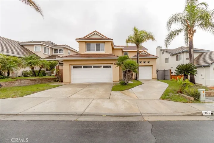 8821 E Crestview Lane, Anaheim Hills, California 92808