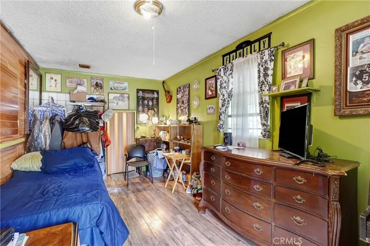 3105 Mary Street, Riverside, California 92506