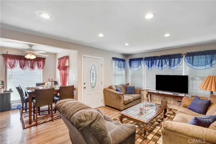 3105 Mary Street, Riverside, California 92506
