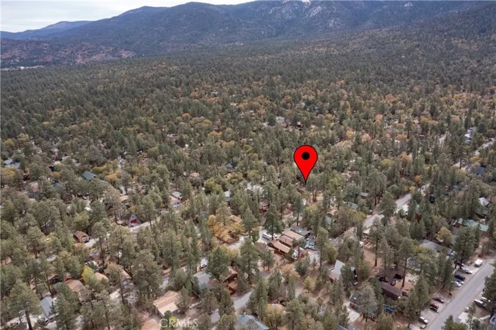 747 Vista Avenue, Sugar Loaf, California 92386